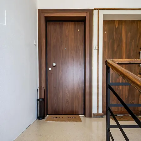 San Michele Modern - Con Balcone! アパート ヴィチェンツァ