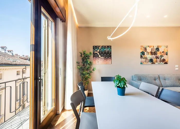 San Michele Modern - Con Balcone! * Vicence