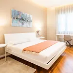 Apartman San Michele Modern - Con Balcone! *